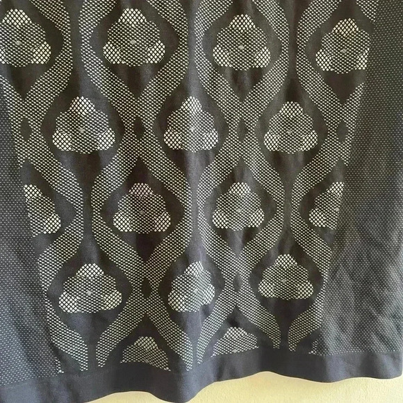 Fabletics The Training Day Black Short Sleeve Tee T-shirt Size S - Picture 7 of 13